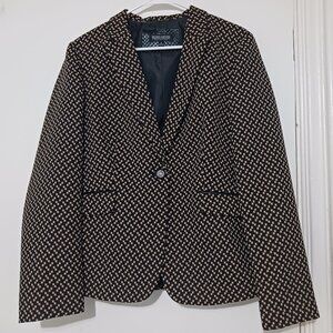 John Meyer Collection blazer in a black and beige geometric pattern